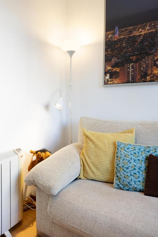 Cute Apartment In Sants Station With Hbo & Alexa & Ac Barcelona Exterior foto