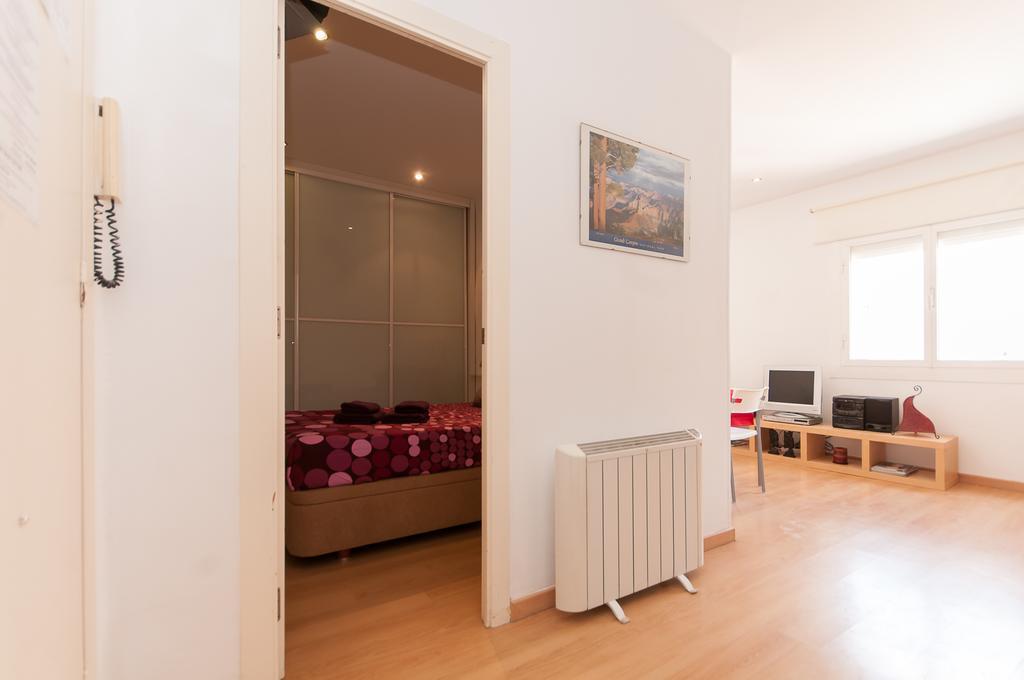 Cute Apartment In Sants Station With Hbo & Alexa & Ac Barcelona Exterior foto