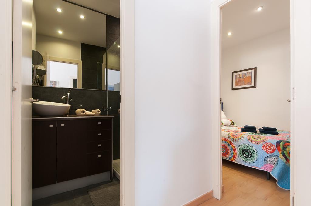 Cute Apartment In Sants Station With Hbo & Alexa & Ac Barcelona Exterior foto